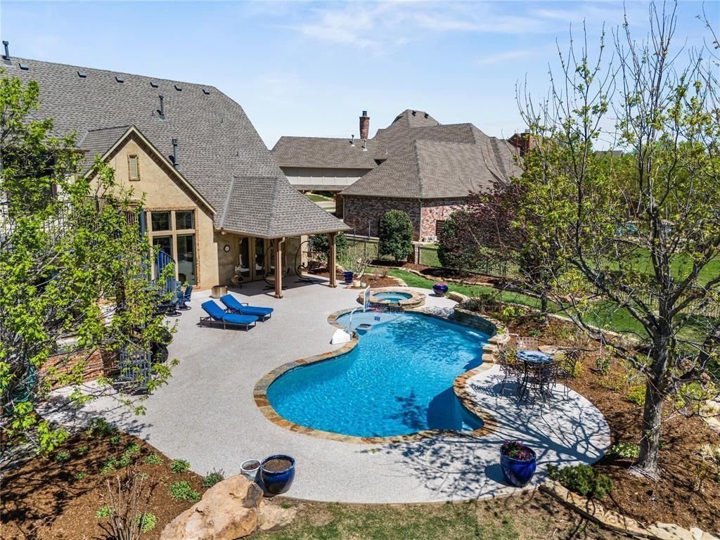 House in Edmond, Oklahoma, United States 4 - 17651069