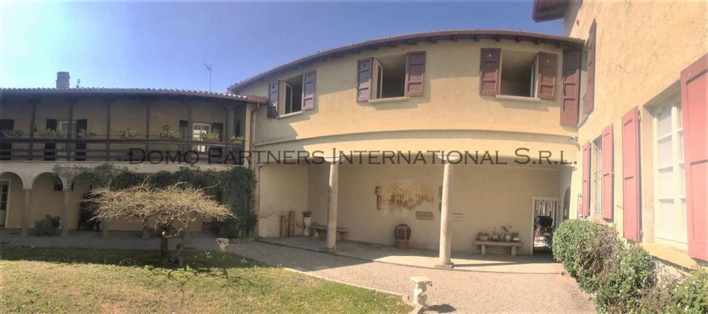 Villa in Calco, Lombardy, Italy 1 - 17645383