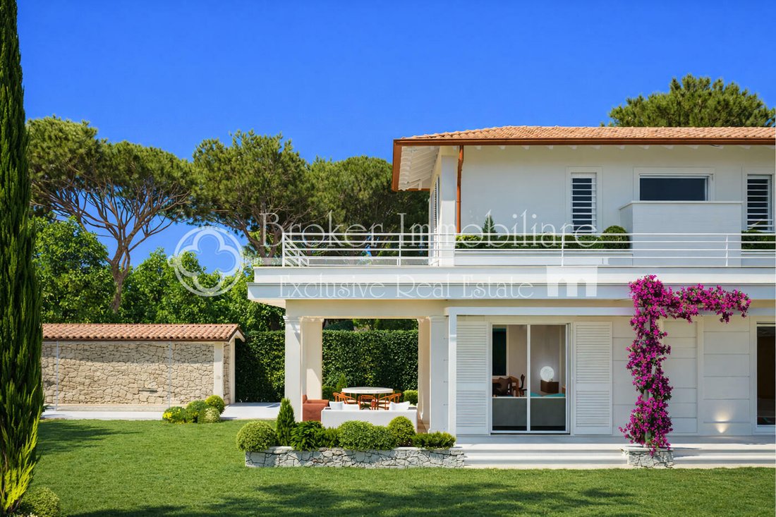 Villa in Center, Forte dei Marmi, Tuscany 4 - 16950410