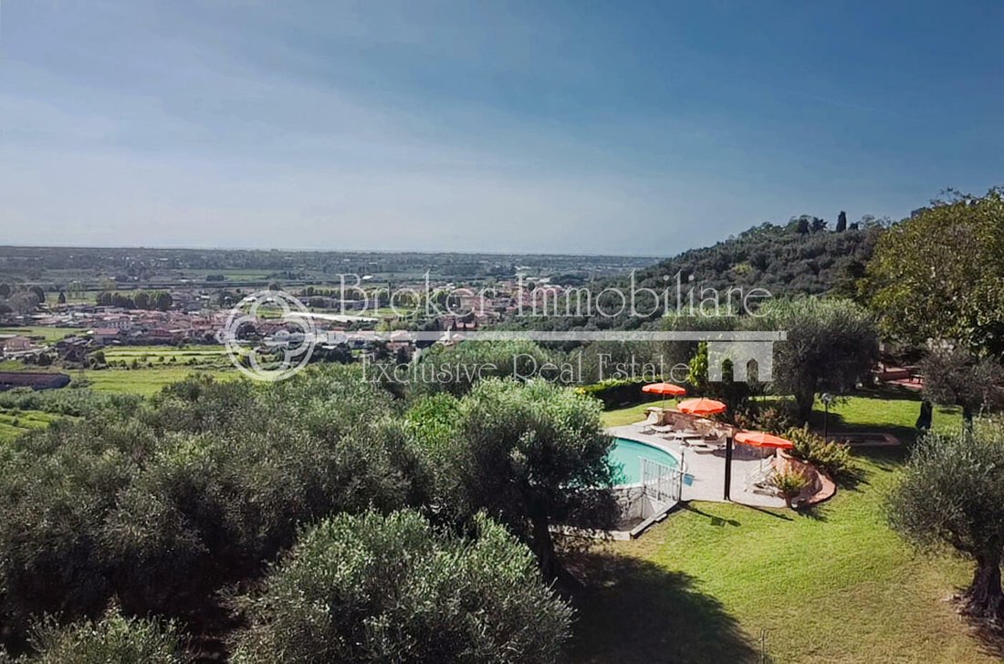 Villa in Massarosa, Tuscany, Italy 3 - 16280933