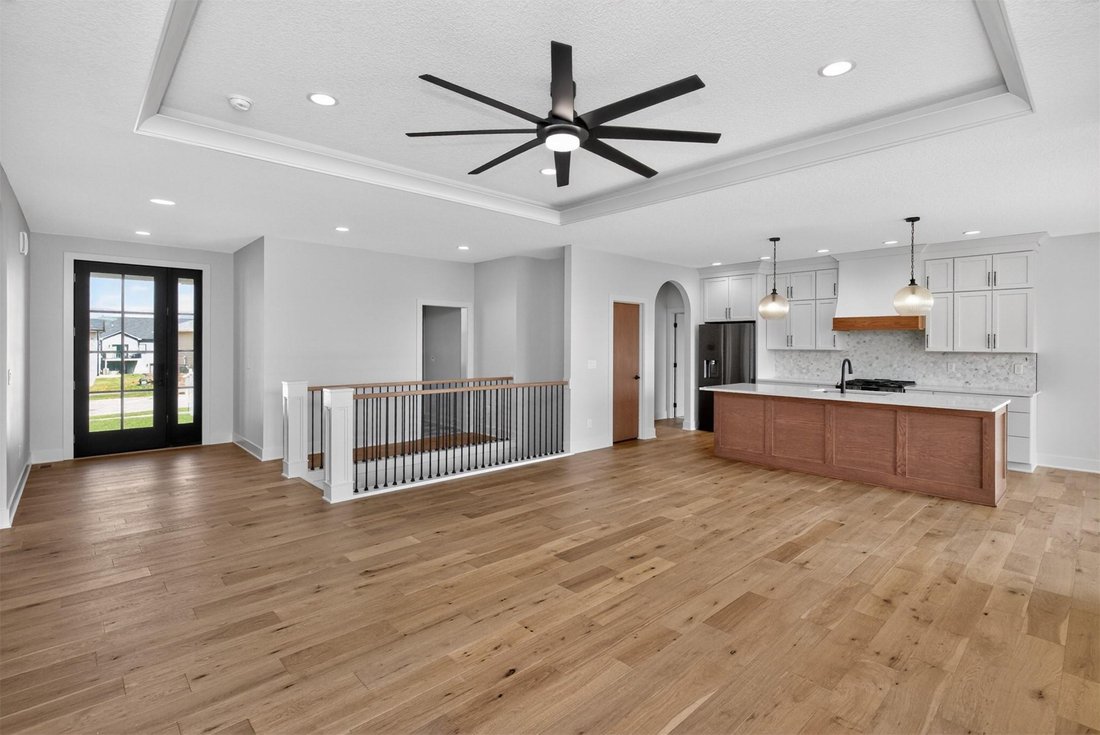 House in Urbandale, Iowa, United States 3 - 17649769