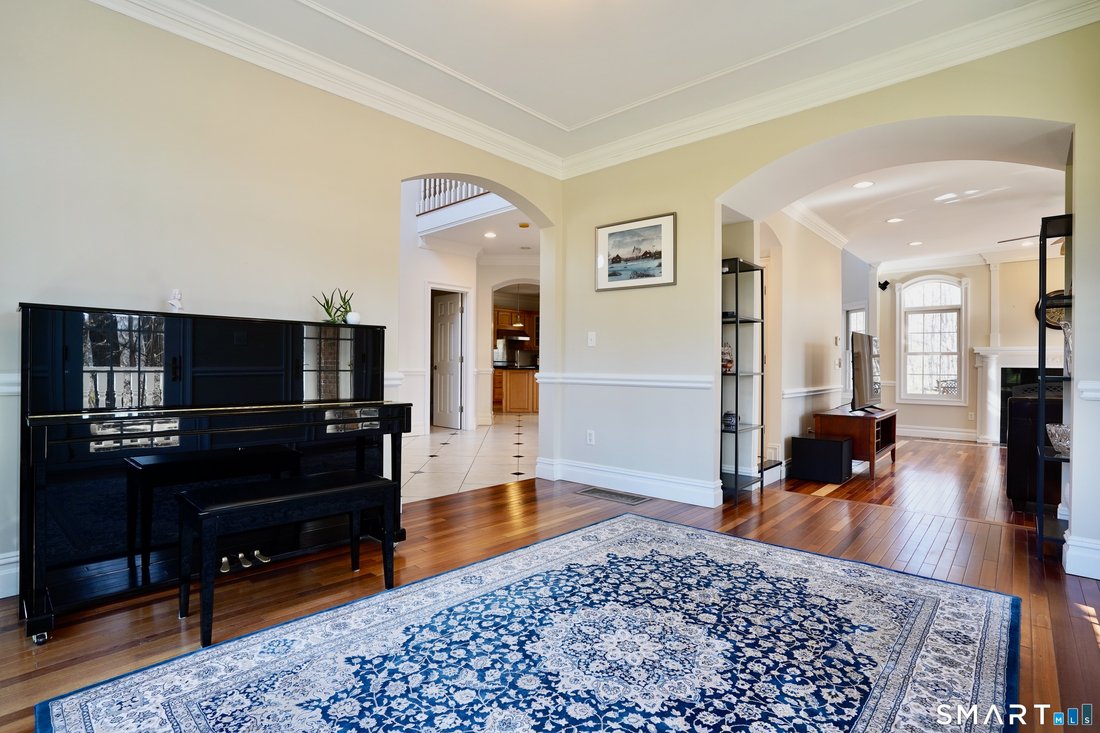 House in Cheshire, Connecticut, United States 3 - 17651720