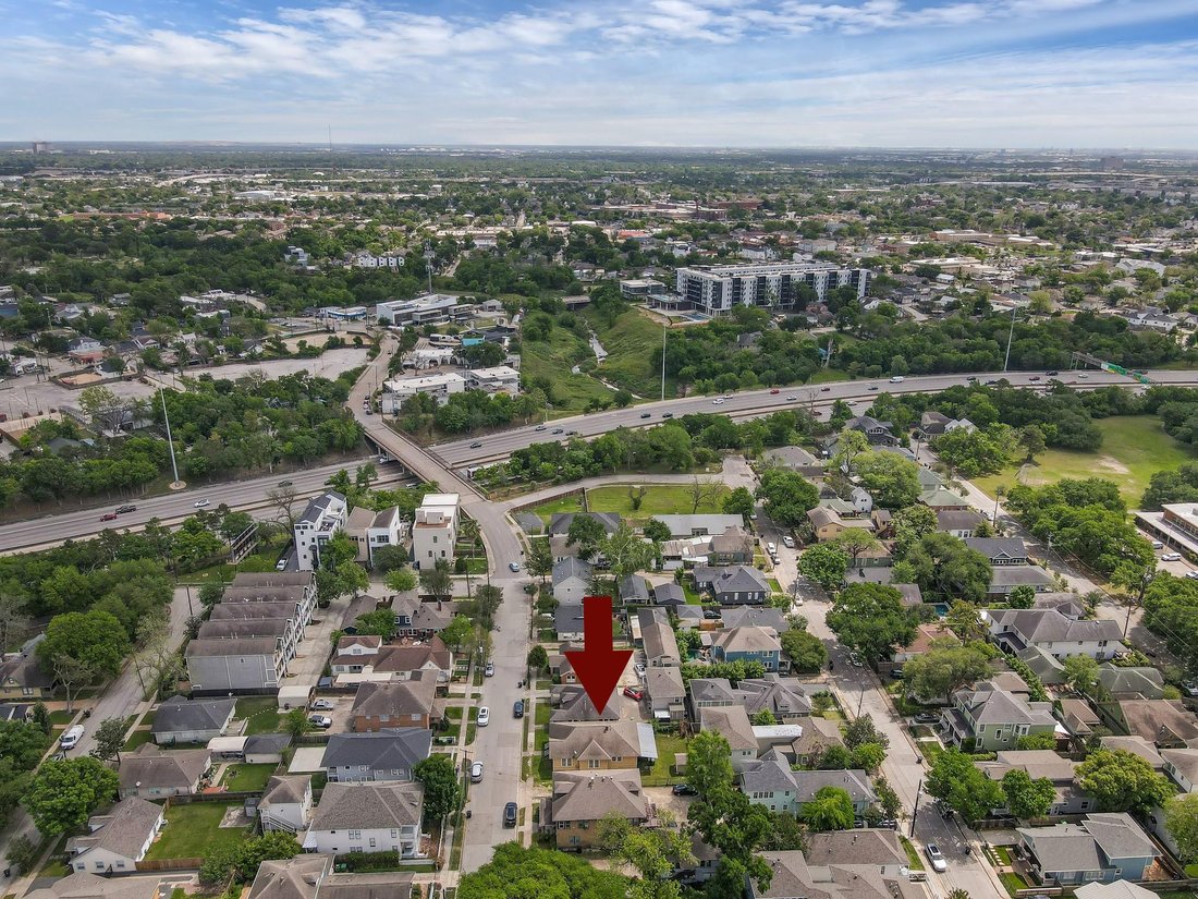 House in Houston, Texas, United States 2 - 17659024