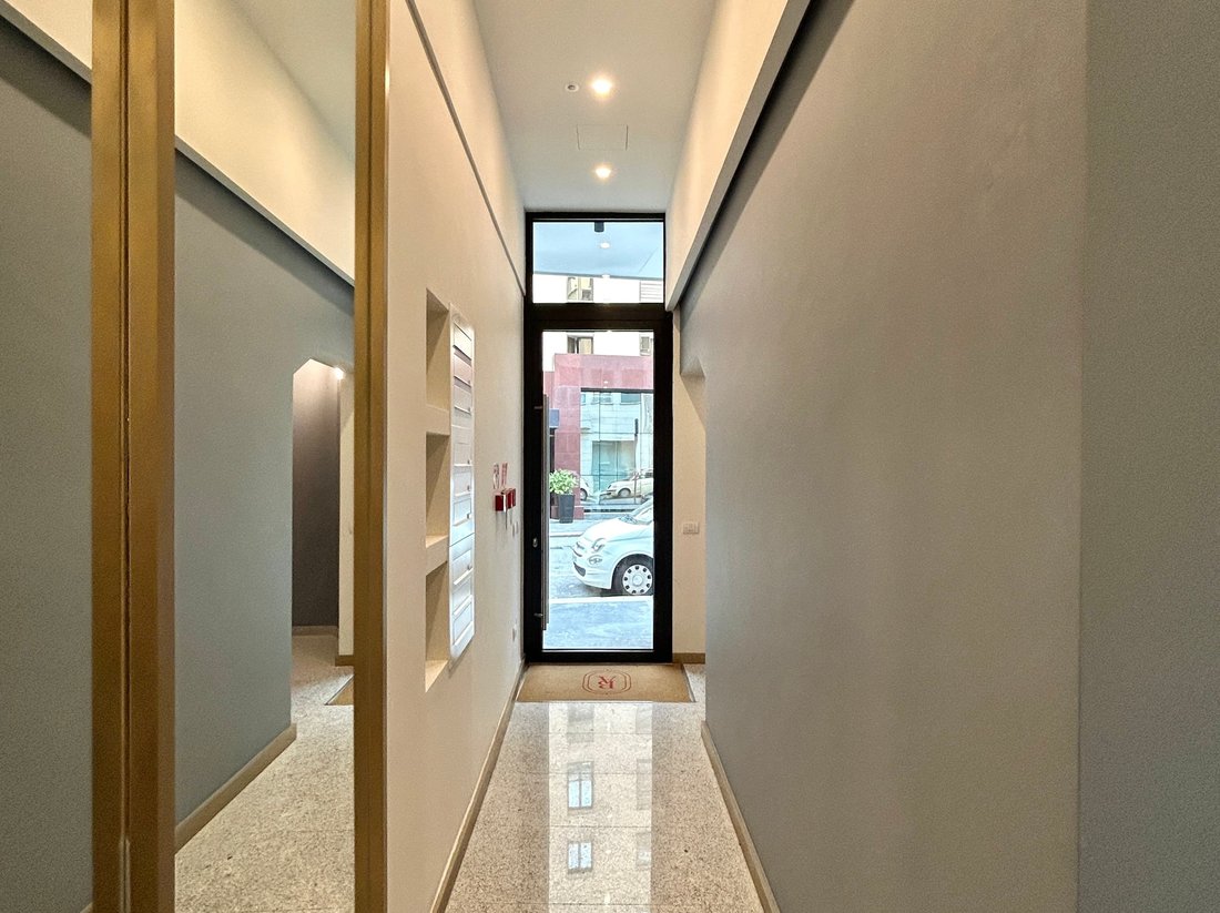 Penthouse in Porta Venezia - Repubblica, Milan, Italy 3 - 17645436