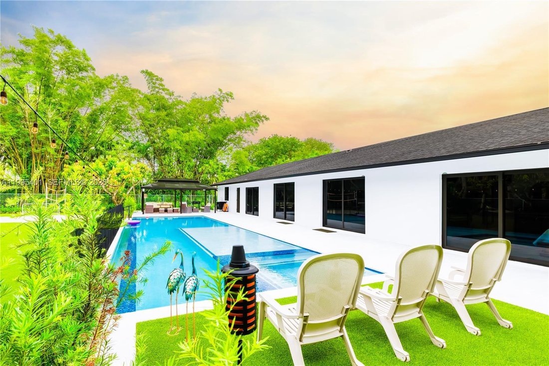 House in Miami, Florida, United States 5 - 17645163