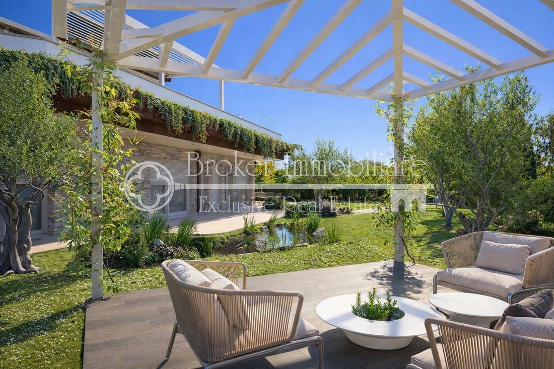 Villa in Center, Forte dei Marmi, Tuscany 3 - 12483485