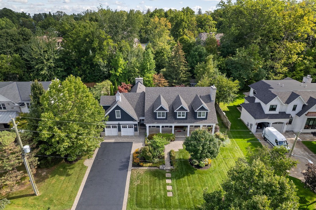House in Oakville, Ontario, Canada 2 - 17646573
