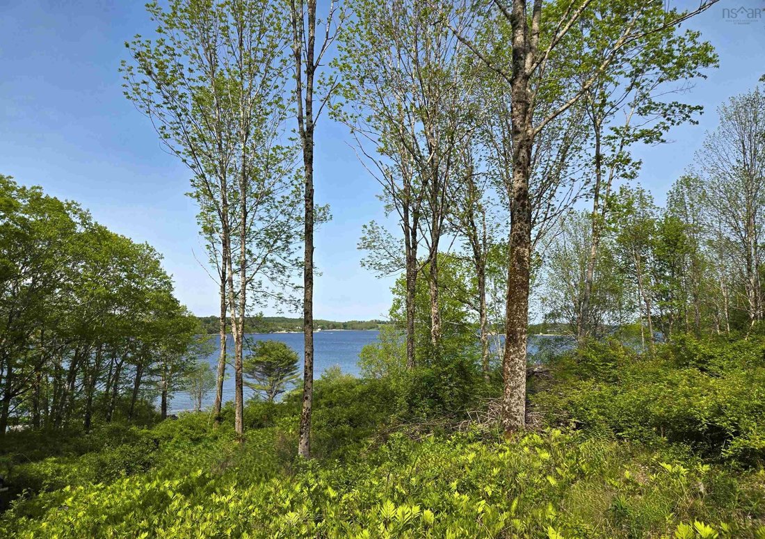 Land in Lunenburg, Nova Scotia, Canada 1 - 17650140