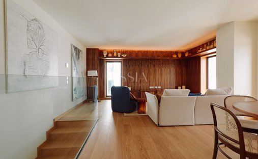 Apartment in Cedofeita, Santo Ildefonso, Se, Miragaia, Sao Nicolau e Vitoria, Porto District, Portugal 1