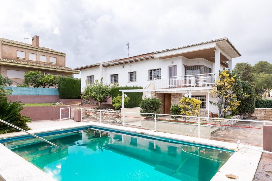 House in Torrent, Valencian Community, Spain 1 - 17649060