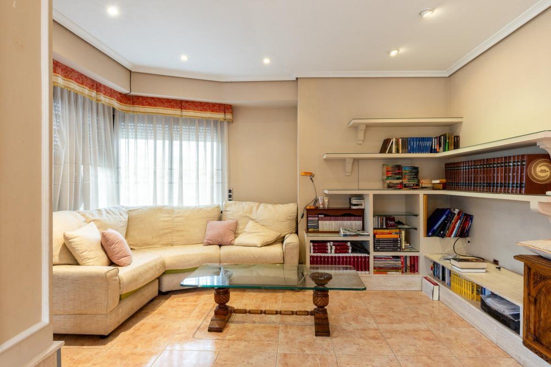 House in Torrent, Valencian Community, Spain 3 - 17649060
