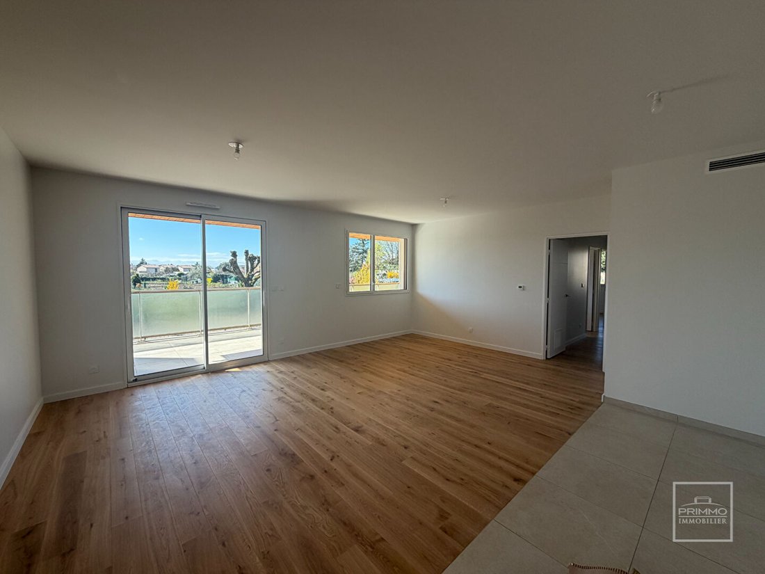 Apartment in Sainte-Foy-lès-Lyon, Auvergne-Rhône-Alpes, France 2 - 17656071