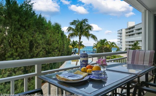 Condo in Palm Beach, Florida, United States 1