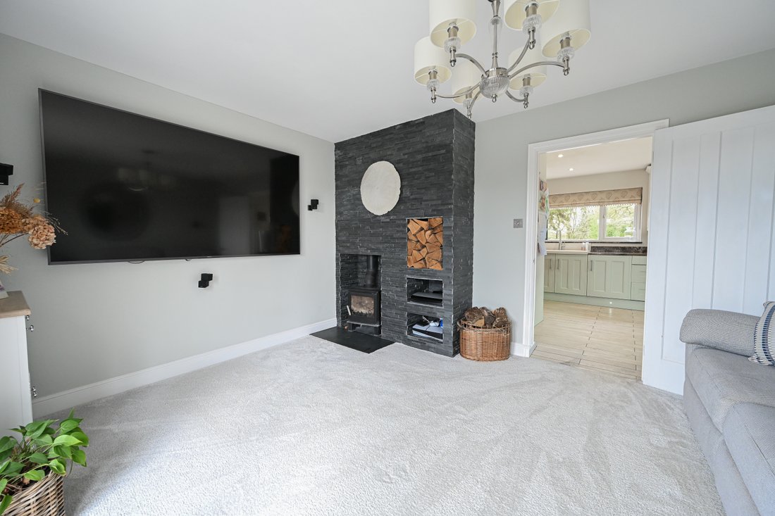 Bungalow in Ringwood, England 4 - 17648075