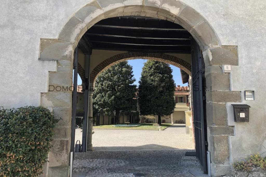 Villa in Calco, Lombardy, Italy 2 - 17645383