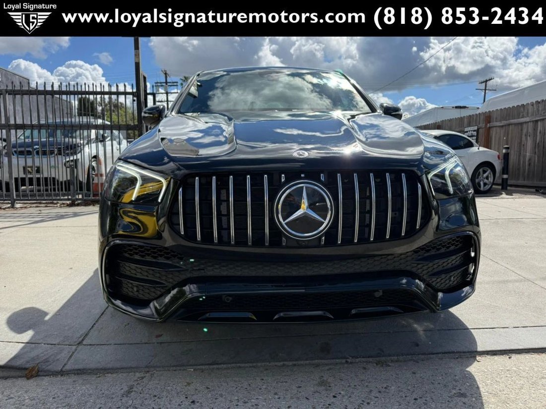 Suv in Van Nuys, CA, United States 2 - 17659430