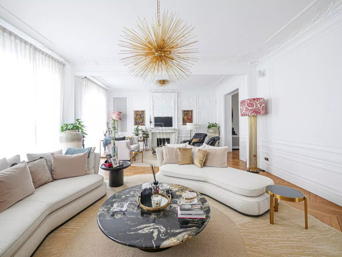Apartment in Muette Nord, Paris 16e Arrondissement, Paris 2 - 17659293