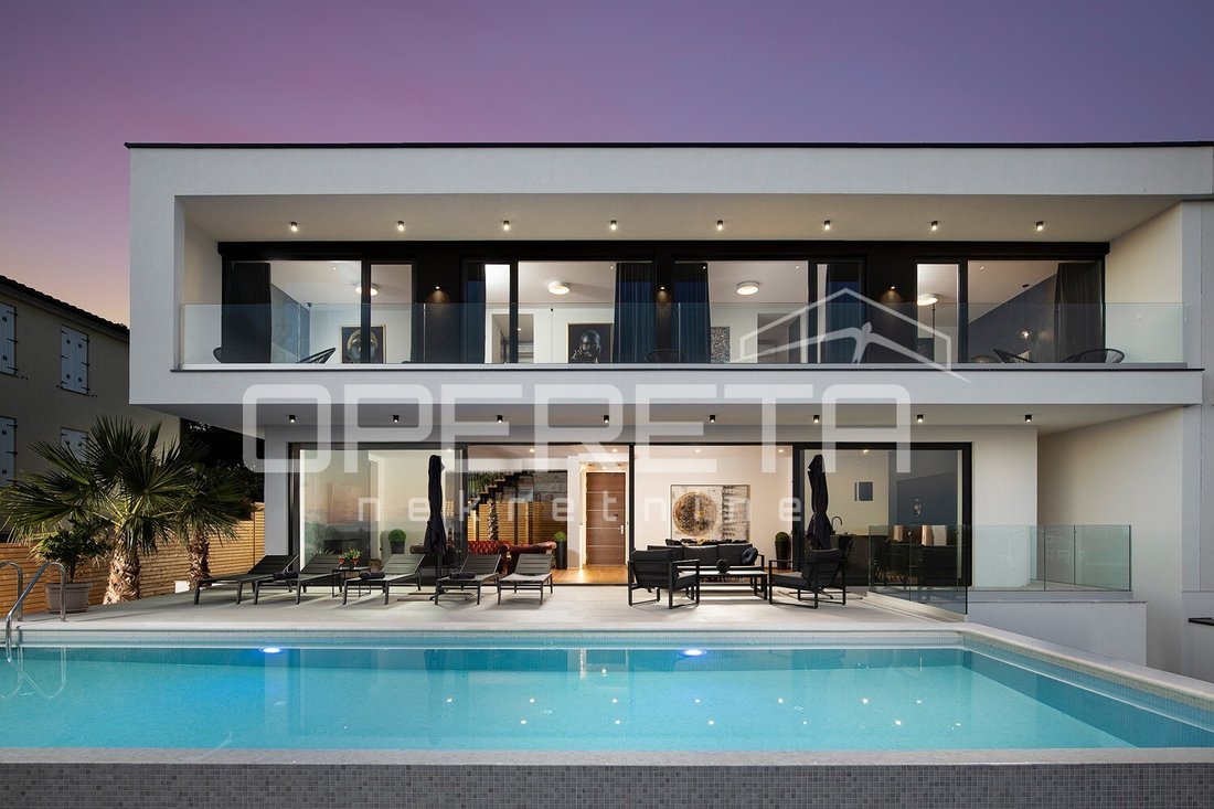 Villa in Medulin, Istria County, Croatia 1 - 17650247