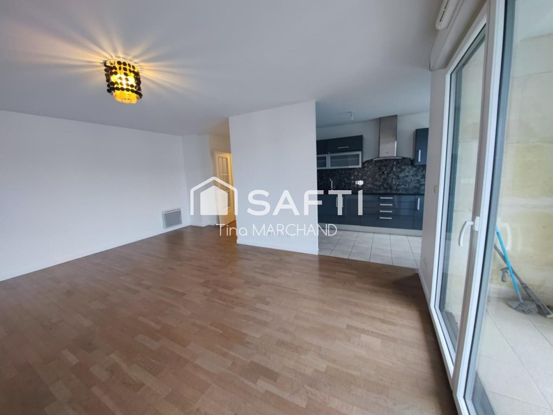 Apartment in Napoleon, Maisons-Laffitte, France 1 - 17654989