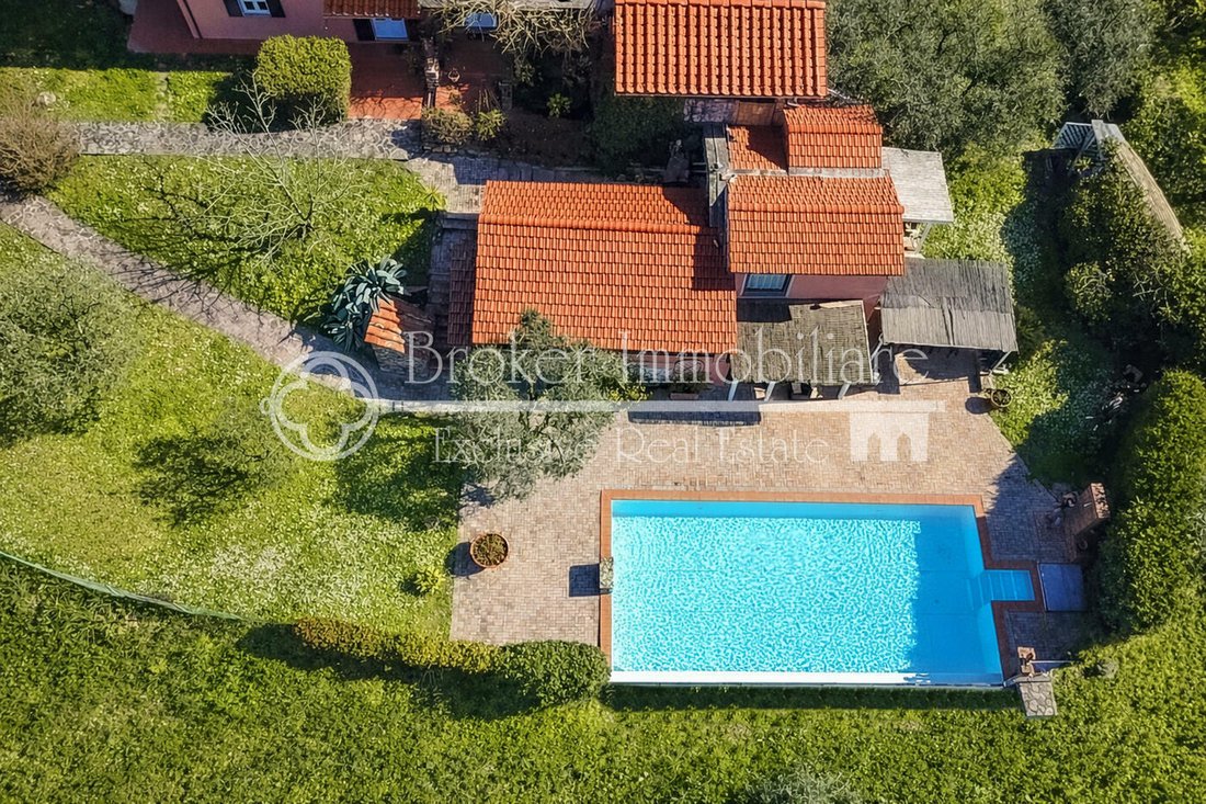 Villa in Center, Capannori, Tuscany 4 - 17329604