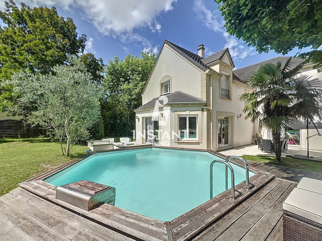 Villa à Longpont-sur-Orge, Île-de-France, France 1 - 17656993