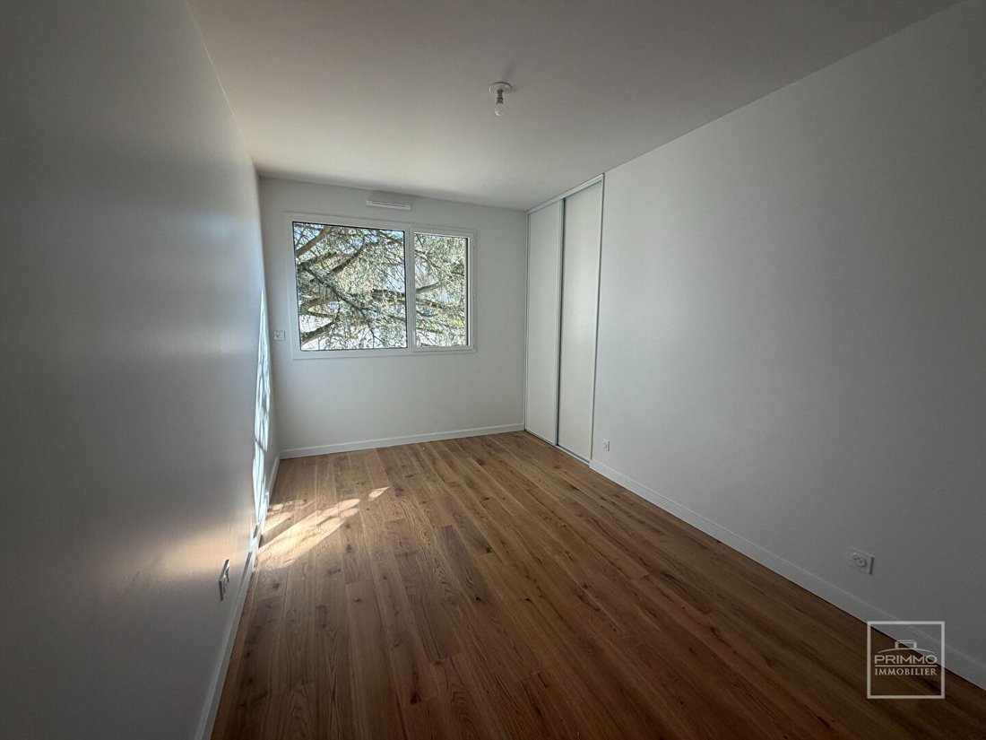 Apartment in Sainte-Foy-lès-Lyon, Auvergne-Rhône-Alpes, France 3 - 17656067