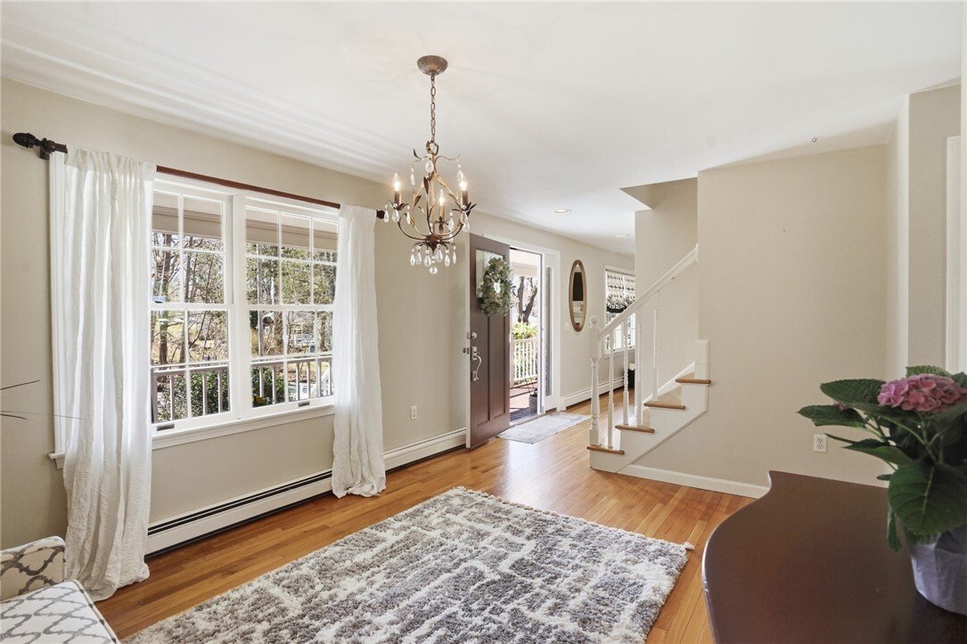 House in Barrington, RI, United States 5 - 17648816