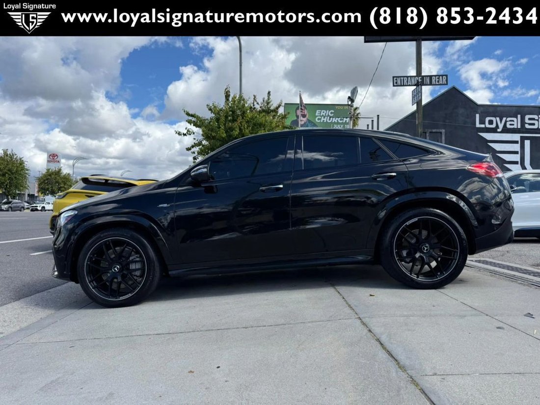 Suv in Van Nuys, CA, United States 4 - 17659430