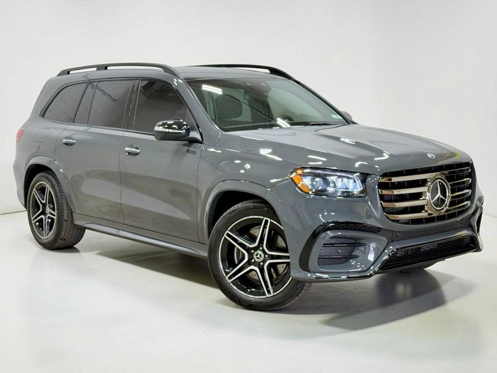 Suv in Lake Villa, IL, United States 5 - 17404400