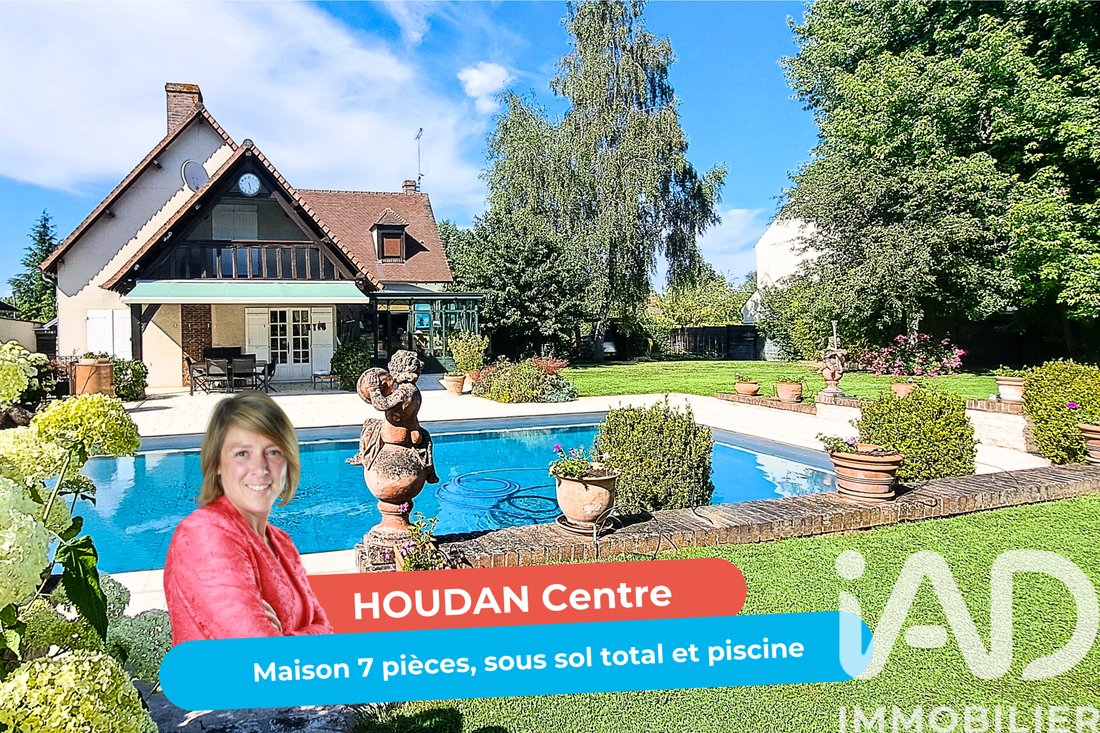 House in Houdan, Ile-de-France, France 1 - 16618486
