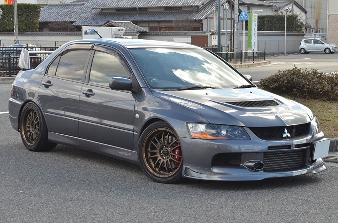 Sedan in Osaka, Japan 1 - 17653595