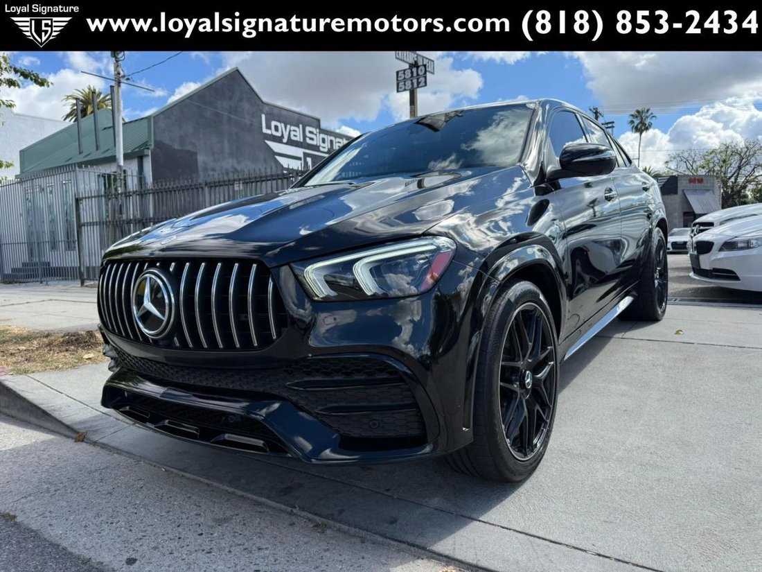 Suv in Van Nuys, CA, United States 3 - 17659430