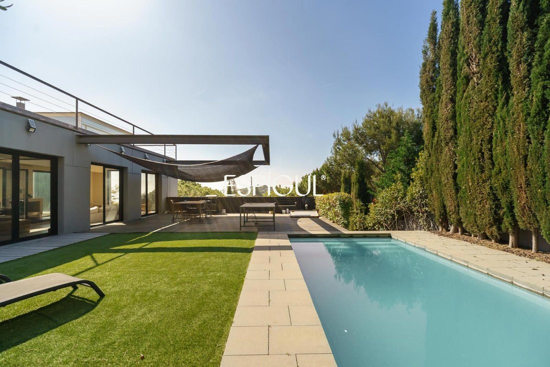 Villa in Premia de Dalt, Catalonia, Spain 2 - 17645296