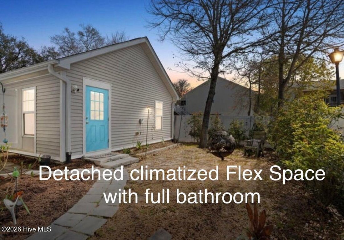 House in Oak Island, North Carolina, United States 2 - 17545669