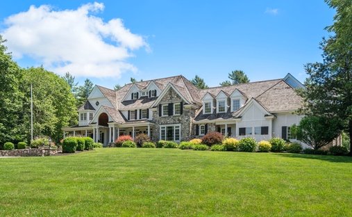 House in Milton, Massachusetts, United States 1