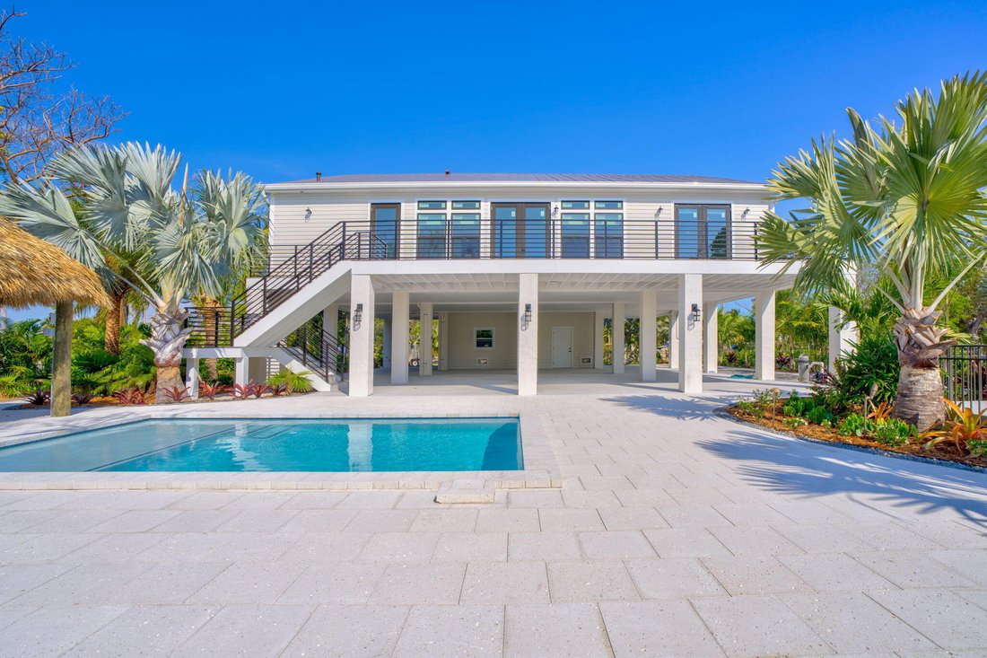 House in Upper Sugarloaf Key, Florida, United States 5 - 17645073