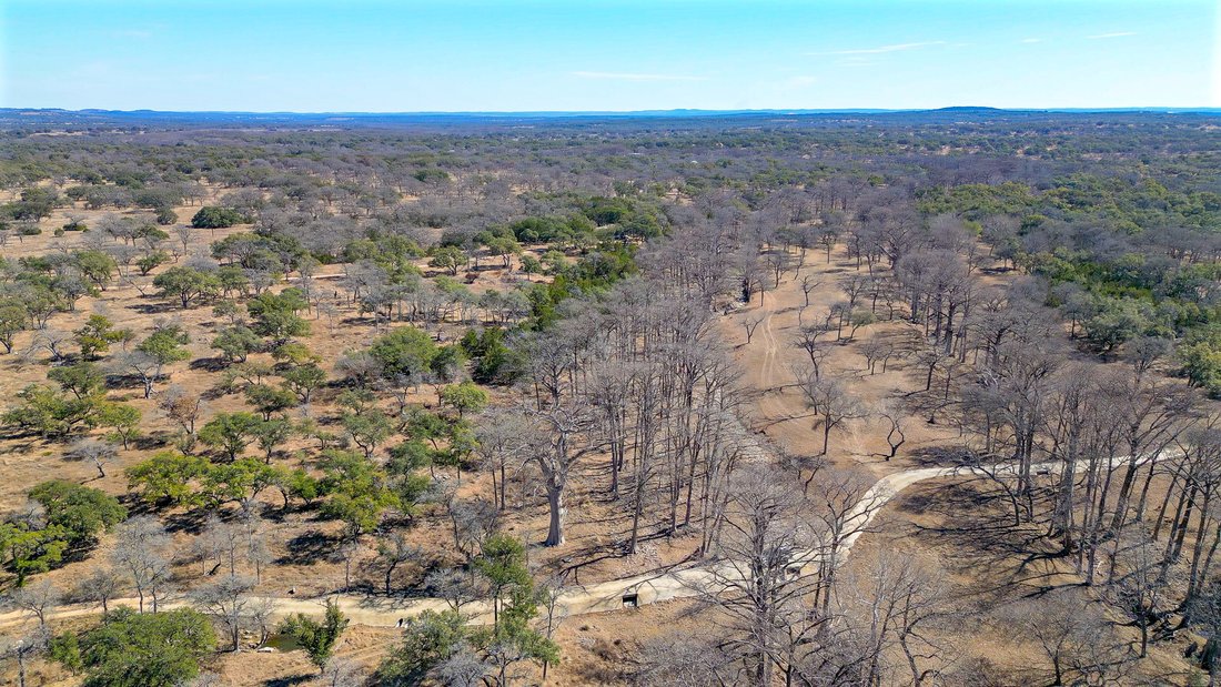 Farm Ranch in Round Mountain, Texas, United States 1 - 17644844