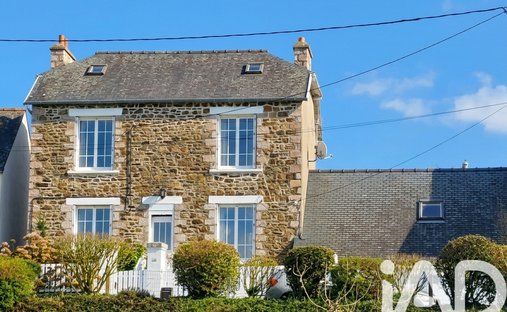 House in Pléneuf-Val-André, Brittany, France 1