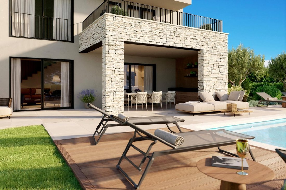 Villa in Sveti Lovrec Pazenaticki, Istria County, Croatia 3 - 17650795