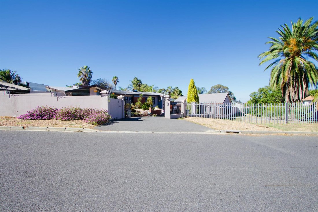 House in Cape Town, Western Cape, South Africa 2 - 17650062