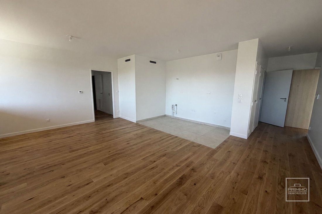 Apartment in Sainte-Foy-lès-Lyon, Auvergne-Rhône-Alpes, France 3 - 17656071