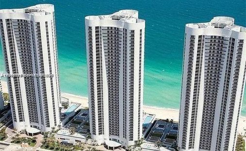 Condo in Sunny Isles Beach, Florida, United States 1