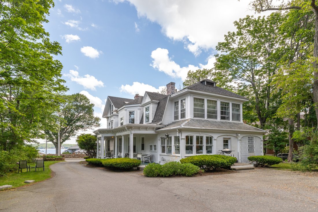 House in Gloucester, Massachusetts, United States 1 - 17644633