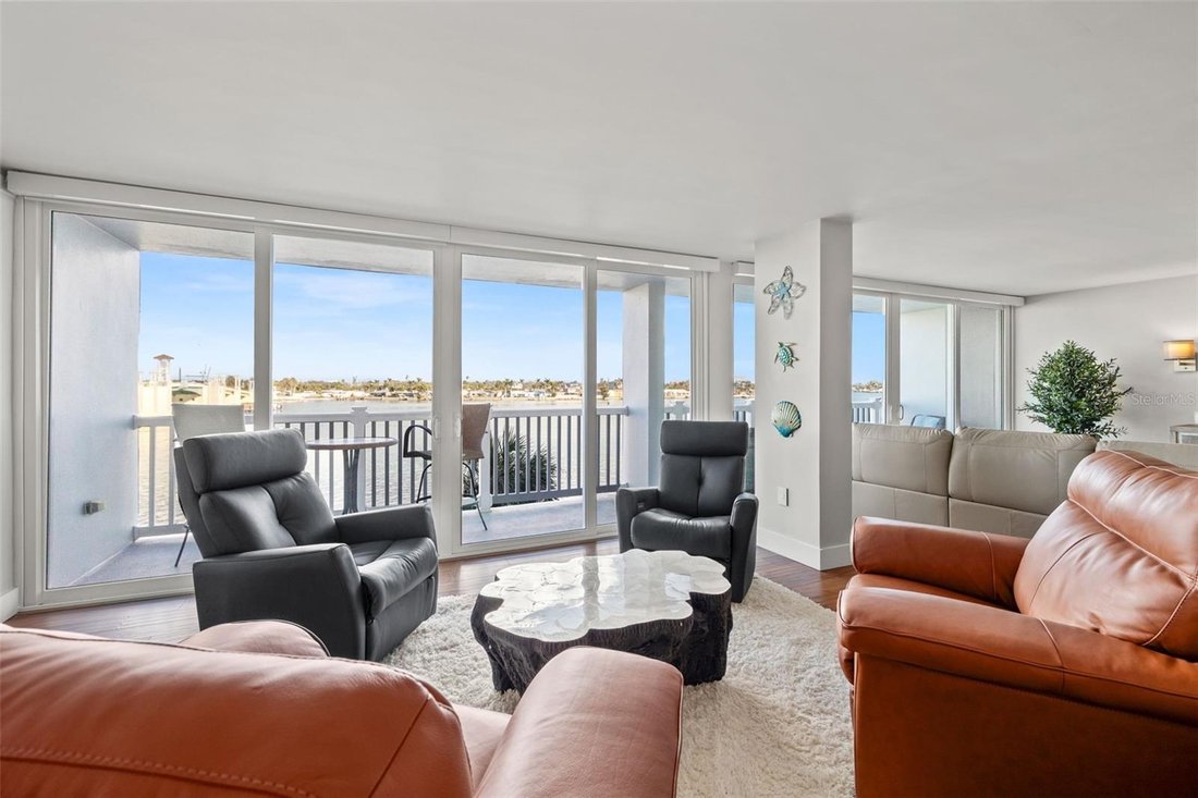 Condo in Treasure Island, Florida, United States 4 - 17649256