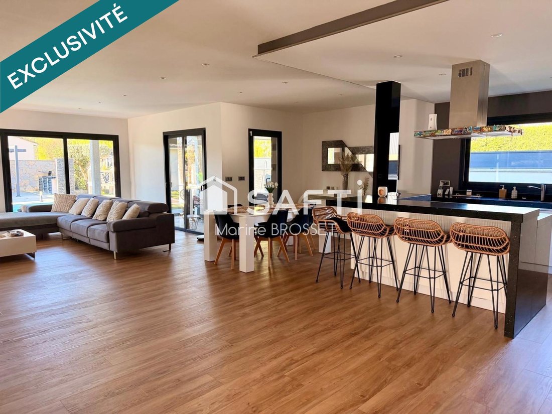 House in La Plaine, Saint-Loubes, France 4 - 17655017