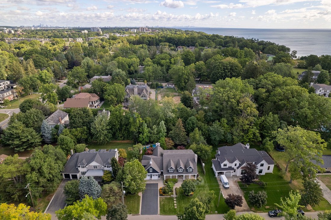 House in Oakville, Ontario, Canada 4 - 17646573