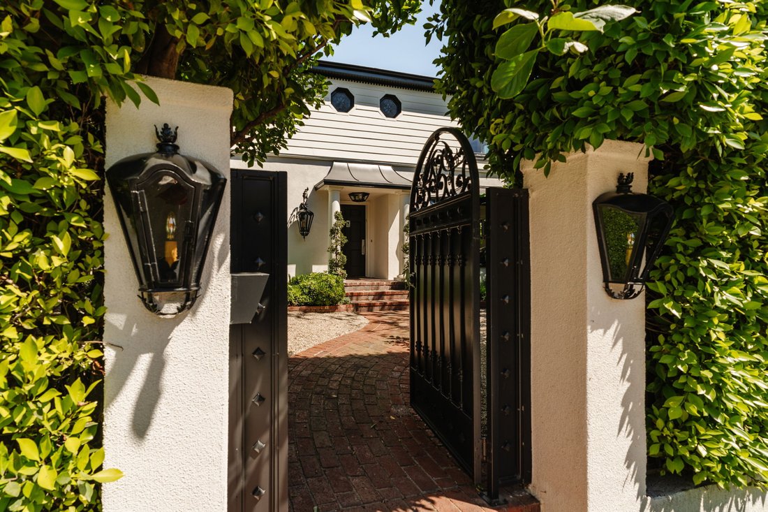 House in Los Angeles, California, United States 1 - 16398334