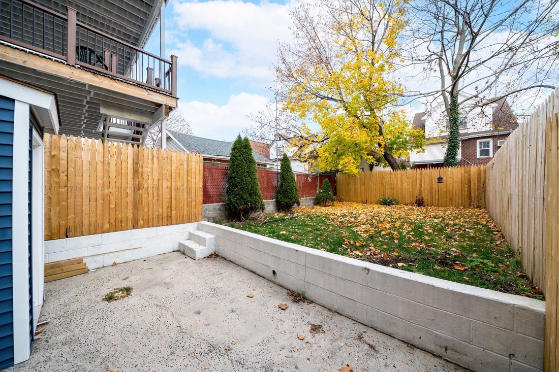 North Bergen, New Jersey, United States 3 - 17647508
