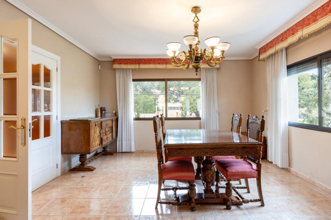 House in Torrent, Valencian Community, Spain 4 - 17649060