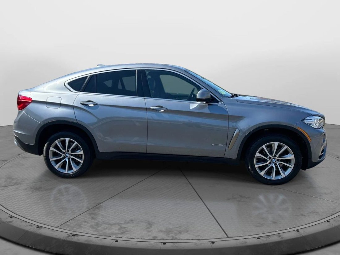Suv in Canton, MA, United States 4 - 17650797